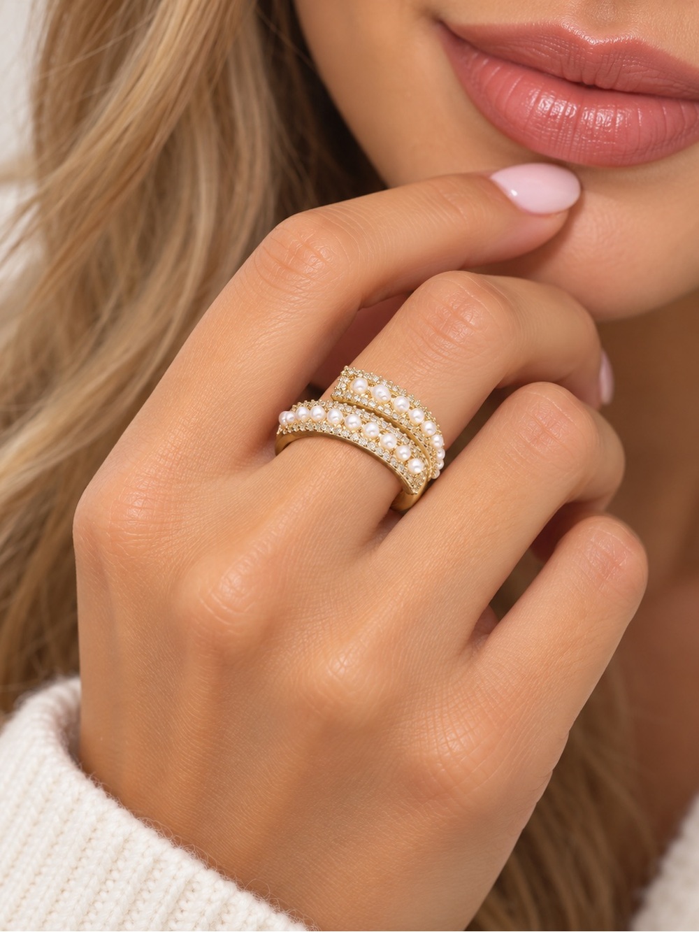 18K Gold Moissanite Pearl Ring Luxury Pavé